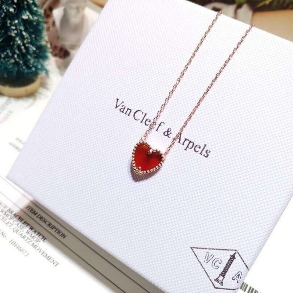 replica van cleef and arpels Sweet Alhambra heart pendant