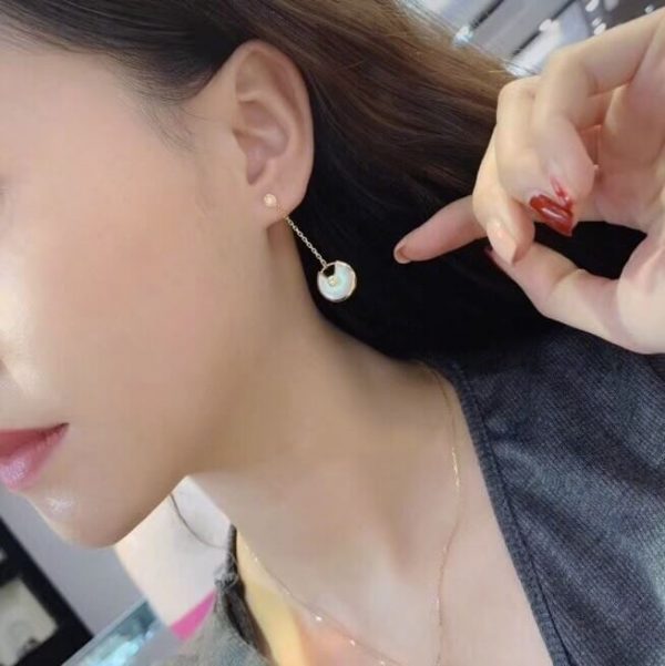 Copy amulette de cartier earring