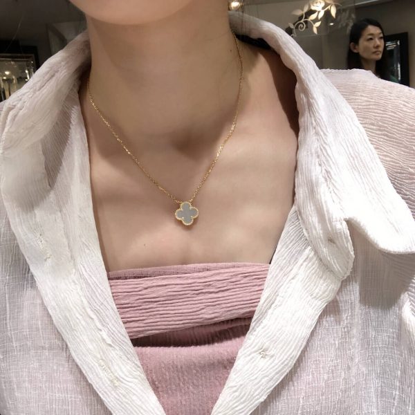 fake real gold van cleef clover necklace