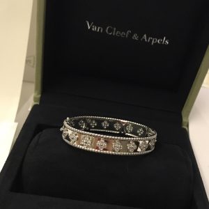 fake van cleef & arpels perlee clovers bracelet