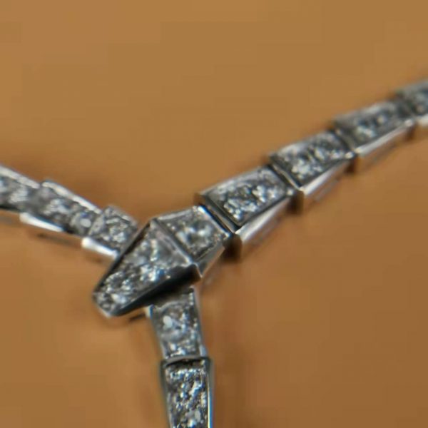 replica Bulgari SERPENTI VIPER NECKLACE diamonds